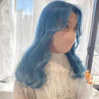 セミロング カラー ORIKA 美容室のヘアスタイル