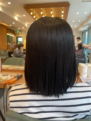 ミディアム 💖ボブ/髪質改善 顔周りレイヤー/ユイのヘアスタイル