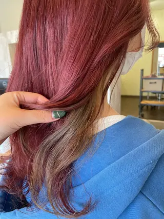 ロング カラー 康本 瑞季のヘアスタイル