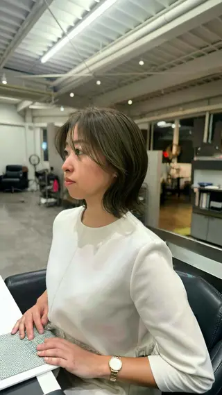 ミディアム 白髪ぼかし 👒堀江・ヨンスクのヘアスタイル