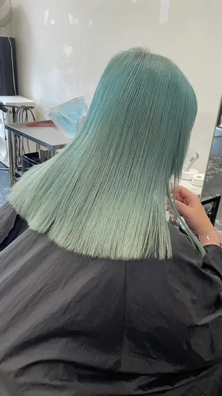 セミロング カラー 🎀ミカ/レイヤー/ 韓国巻き/原宿🎀のヘアスタイル