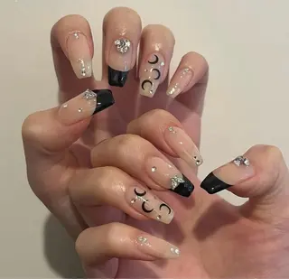 ネイル Queeens nailのネイルデザイン