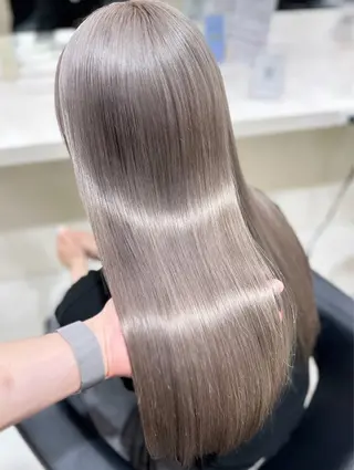 カラー ハイトーン/透明感 艶カラー/SAKI‎のヘアスタイル