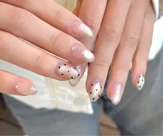 ネイル 大人可愛いネイル🎗 Hinaのネイルデザイン