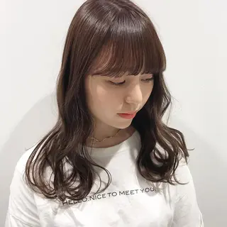 ロング カラー CITY louwe 脇坂彩音のヘアスタイル