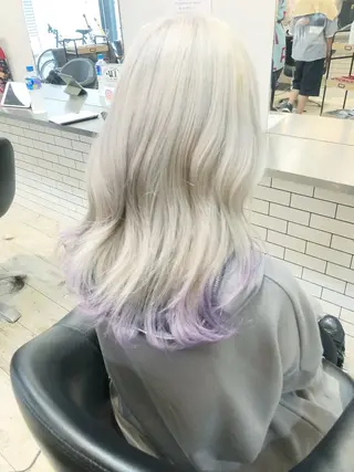 セミロング カラー レイヤーブリーチ特化 ホワイト専門/岸のヘアスタイル