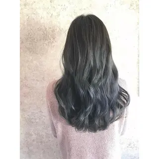 ミディアム due hair 京都駅前店 MILBON オージュア認定サロン【デューヘアー】所属・ハイトーンブリーチ 土坂　由志【京都】のヘアスタイル