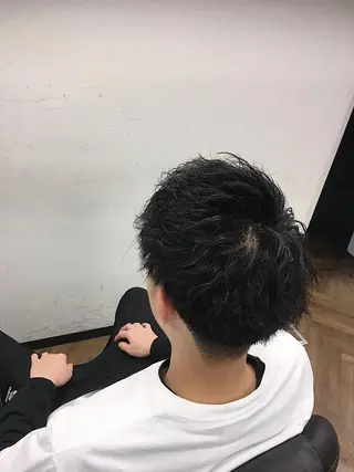 ショート パーマ 前田賢生 ご新規様はNGのヘアスタイル