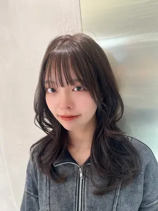 セミロング カラー 顔周りカット/ 透明感カラー/ユナのヘアスタイル