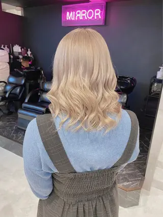 ミディアム カラー 🧸ミルクティー🧸 kousei🧸のヘアスタイル