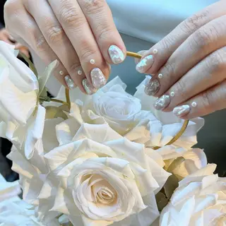 ネイル GALLARIA Elegante 緑のネイルデザイン