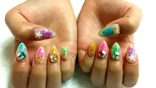 ネイル 河野ちえ (雑誌掲載サロン)のネイルデザイン