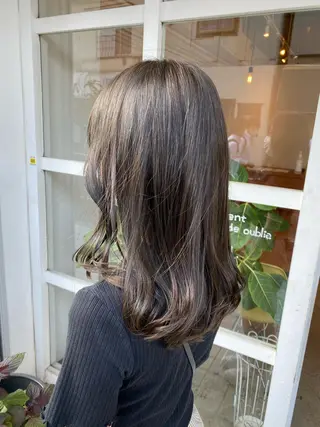 ミディアム カラー わかばやし ゆうこのヘアスタイル