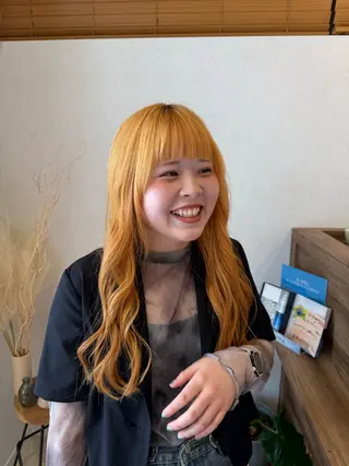 ロング 🍓mito/ デザインカラー🍓のヘアスタイル