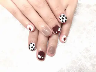 ネイル マジックミラー所属・マジック ミラーのネイルデザイン