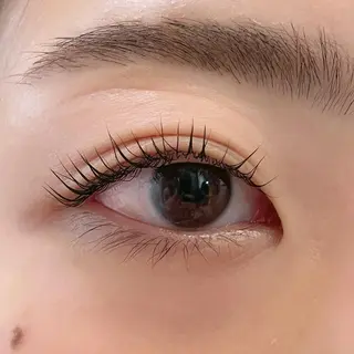 マツエク・マツパ アティリー 西梅田のヘアスタイル