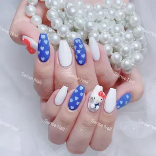 ネイル Kurieitibu 🍬Byu~tīのネイルデザイン