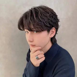 ショート メンズ フェザー/ゆるふわ パーマ/鐘ヶ江 航青のヘアスタイル