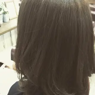 セミロング カラー embrace エンブレイスのヘアスタイル