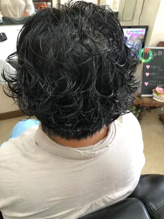 ショート パーマ ヘアサロン モカ所属・石塚 浩のヘアスタイル
