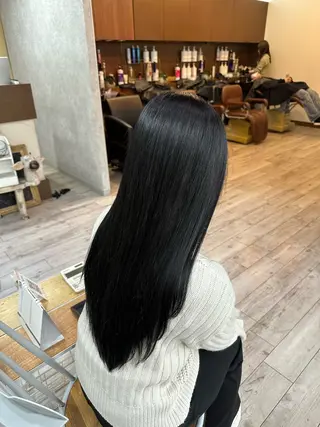 ロング カラー なぎは/暗髪・ ナチュラルカラーのヘアスタイル