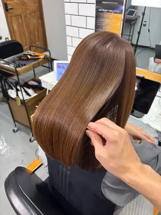 セミロング SALOWIN所属・吉祥寺/髪質改善 縮毛矯正特化/川口のヘアスタイル