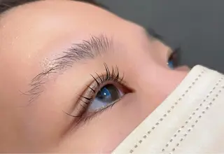 マツエク・マツパ embellie アンベリー所属・アン ベリーのエステ・リラクイメージ