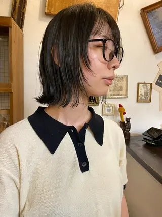 ミディアム sea's所属・ヒラカホ/矢場町/ ブリーチ/似合わせのヘアスタイル