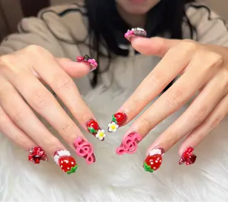 Aura Nail サロン所属・AURA NAIL🎀💅のネイルデザイン