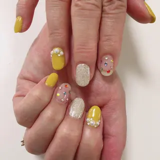 ネイル Lily Roseスタッフ一同のマツエク・マツパデザイン