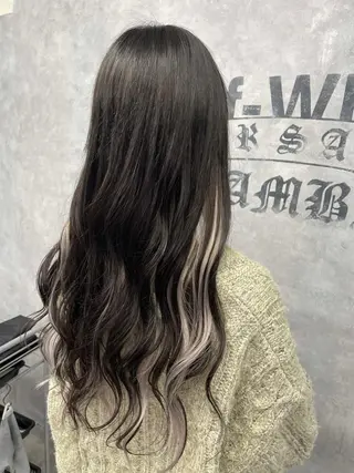 ロング カラー オフホワイトアンドなんば所属・福西 洋斗のヘアスタイル