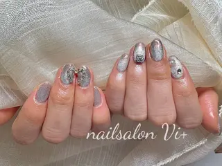 ネイル ✨Nailsalon Vi+✨のネイルデザイン