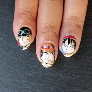 ネイル 島屋 千奈美のネイルデザイン