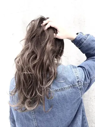 ロング カラー 平川 友希子のヘアスタイル