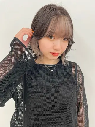 カラー 似合わせカットが 得意な美容師のヘアスタイル