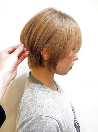 ショート 宇佐美/ボブ／ 顔まわりレイヤーのヘアスタイル