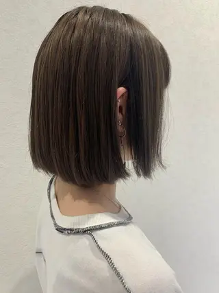 ミディアム 近 紗理奈のヘアスタイル