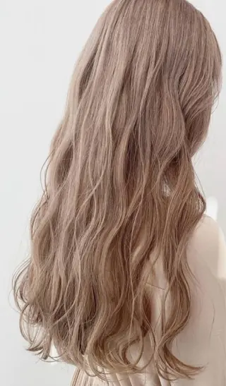 ロング 山口 虹羽のヘアスタイル