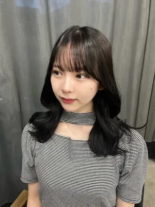 ミディアム 女性らしいモテヘア 韓国ヘアhikariのヘアスタイル