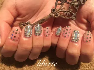 ネイル liberté (リベルテ)のネイルデザイン
