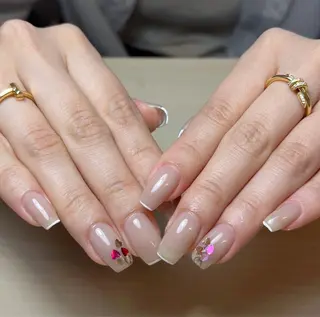 ネイル Toujours nail所属・Toujours / nijinaのネイルデザイン