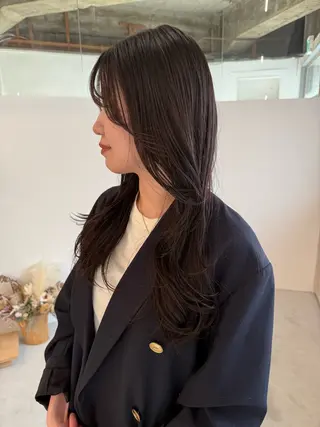 ロング カラー 新貝楓🌀 透明感カラーのヘアスタイル