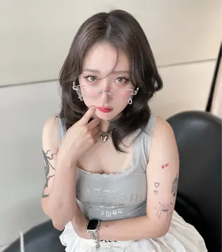 セミロング MOE 福岡韓国ヘア✧︎のヘアスタイル