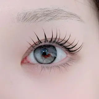 マツエク・マツパ SHINE eyelash salon所属・イチカワ ハルナのマツエク・マツパデザイン