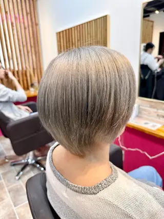 ショート SALOWIN心斎橋Suite店所属・洗っても取れない 髪質改善|OJIROのヘアスタイル