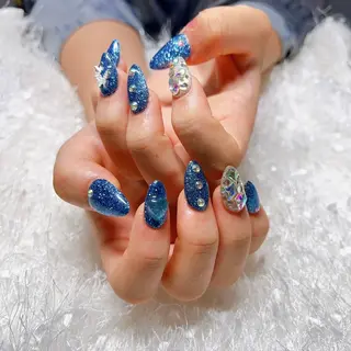 ネイル マツエク・マツパ アイブロウ Nail&eye Belire 新宿のネイルデザイン