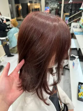 ミディアム カラー ヘアアレンジ 目黒 碧人のヘアスタイル