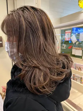 セミロング カラー カラー特化美容師 なかもと たつひろのヘアスタイル