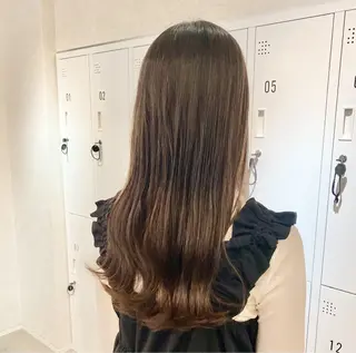 ロング カラー ネヅ カオルのヘアスタイル