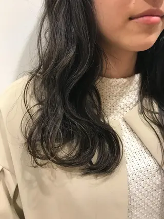 セミロング 渋谷ハイトーン/ デザインカラー阿部のヘアスタイル